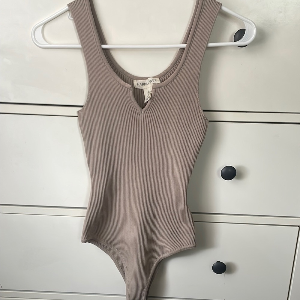 Tan Sleeveless Fitted Ribbed Bodysuit